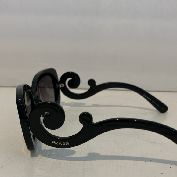 Prada black plastic sunglasses with case, cleaning cloth, and box. Preowned - Picture 3 of 8